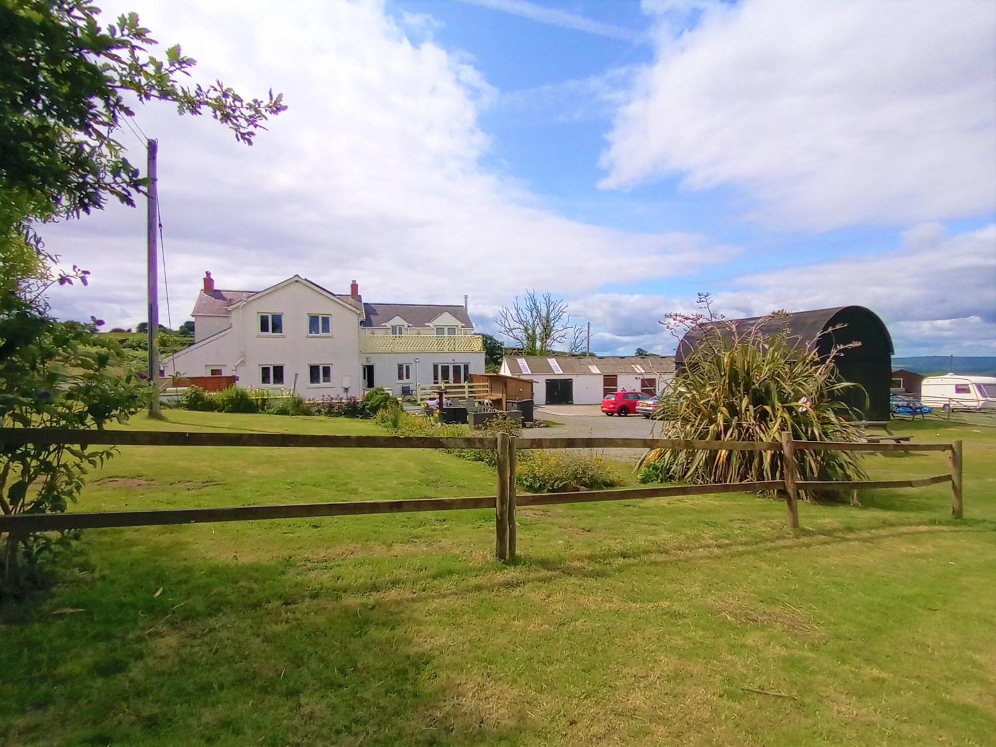 Отель Pantysgyfarnog Near Carmarthenshire Pembrokeshire Экстерьер фото